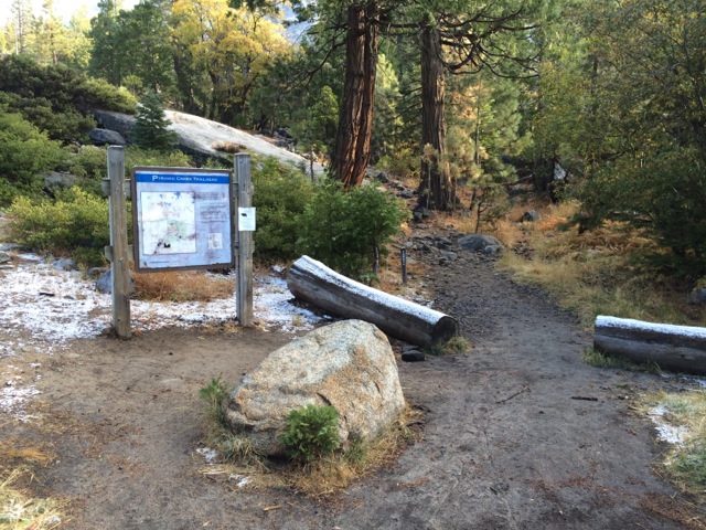 A light dusting of snow at the trailhead.